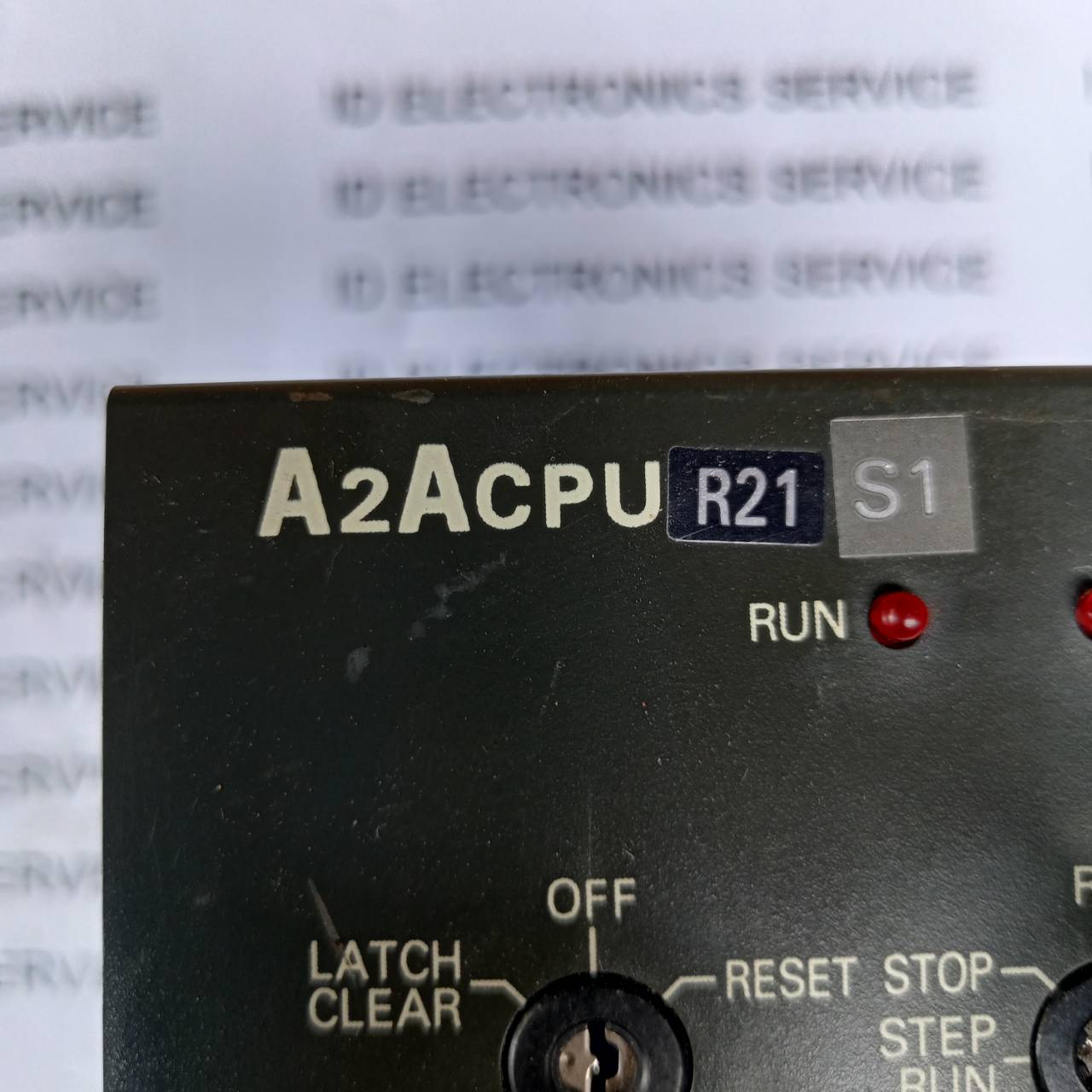PLC " MITSUBISHI " MODEL : A2ACPU R21S1