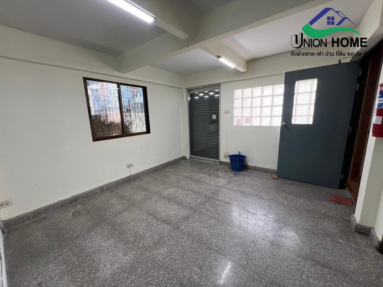 ขายอาคารพาณิชย์ 2 คูหา 3.5ชั้น-ดาดฟ้า หมู่บ้านเสรี ซอยอ่อนนุช70/1 (N.1389)