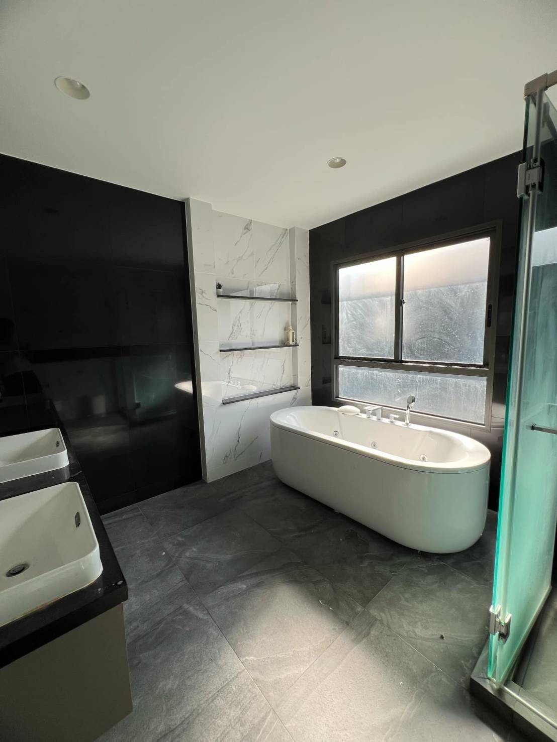 ขายบ้านเดี่ยว 2 ชั้น หมู่บ้าน เศรษฐสิริกรุงเทพกรีฑา 2 ทำเลดี ที่ดินใหญ่บรรยากาศรีสอร์ท ซ.ประชาร่วมใจ แขวงหัวหมาก เขตบางกะปิ (N.1457)