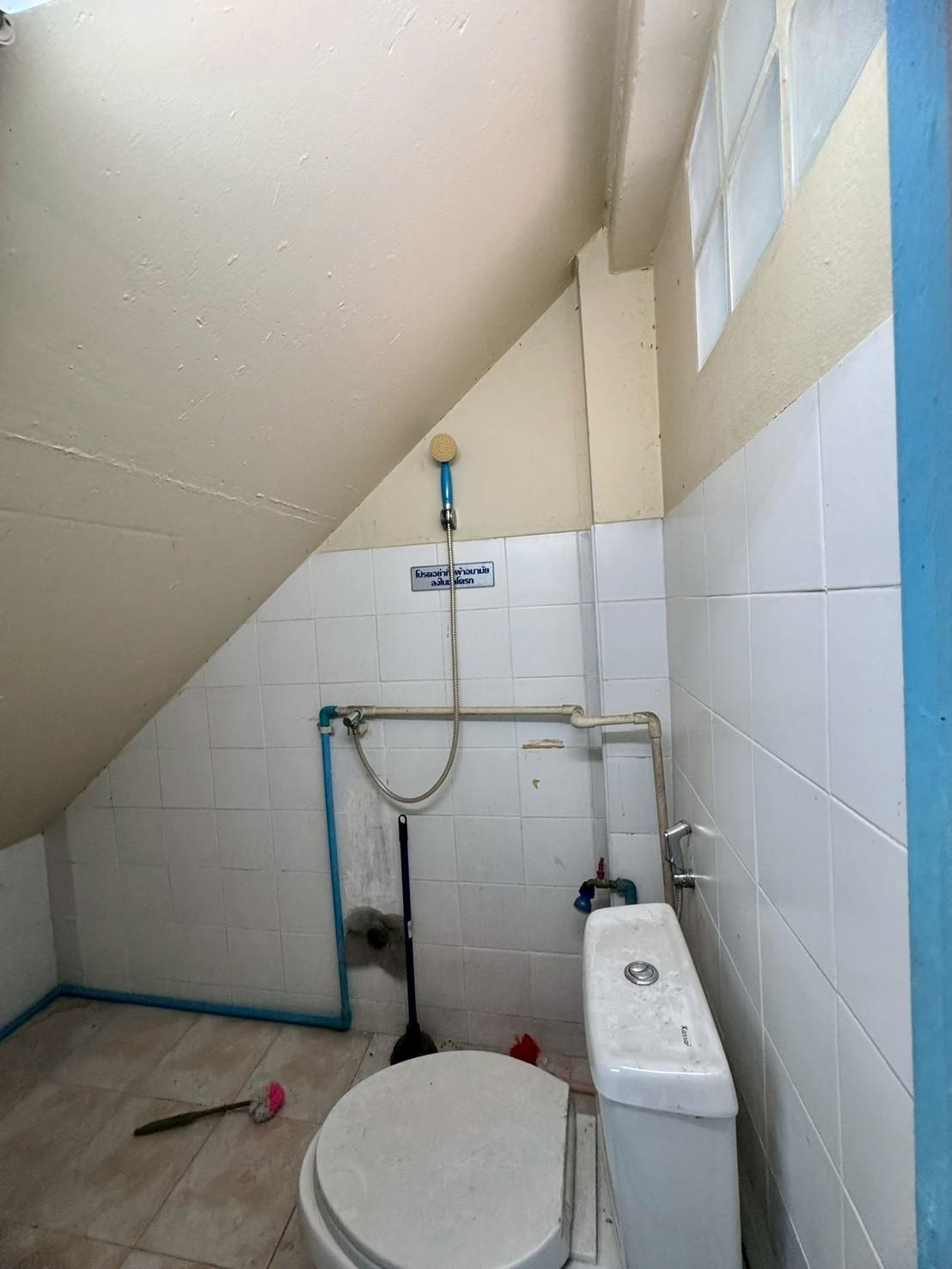 ให้เช่าอาคารพาณิชย์ รามคำแหง 12 ทำเลดี ใกล้สถานีรถไฟฟ้าสายสีส้ม (N.1919)