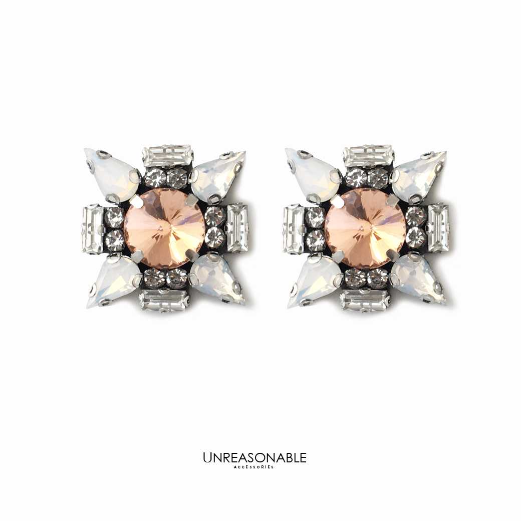 ต่างหูพลอยกระจก สีแชมเปญ ต่างหูคลิป ต่างหูก้านเงินแท้ UA0707-01 Unreasonable Accessories