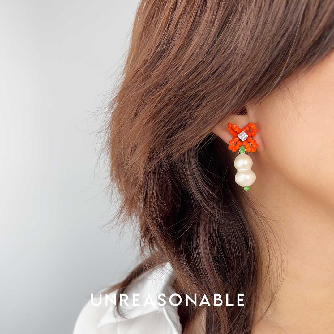 ต่างหู มุกแท้ สีส้ม ต่างหูคลิป ต่างหูก้านเงินแท้ UA0811-01 Unreasonable Accessories