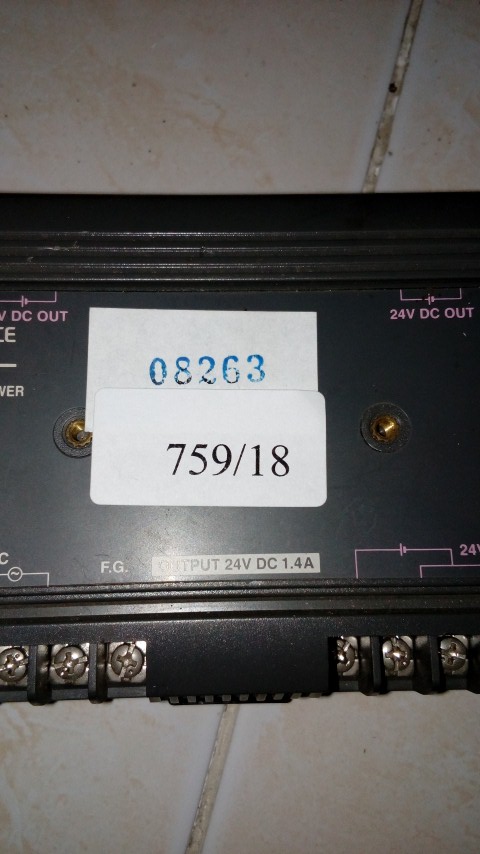 PLC " KEYENCE " MODEL : KV-U3