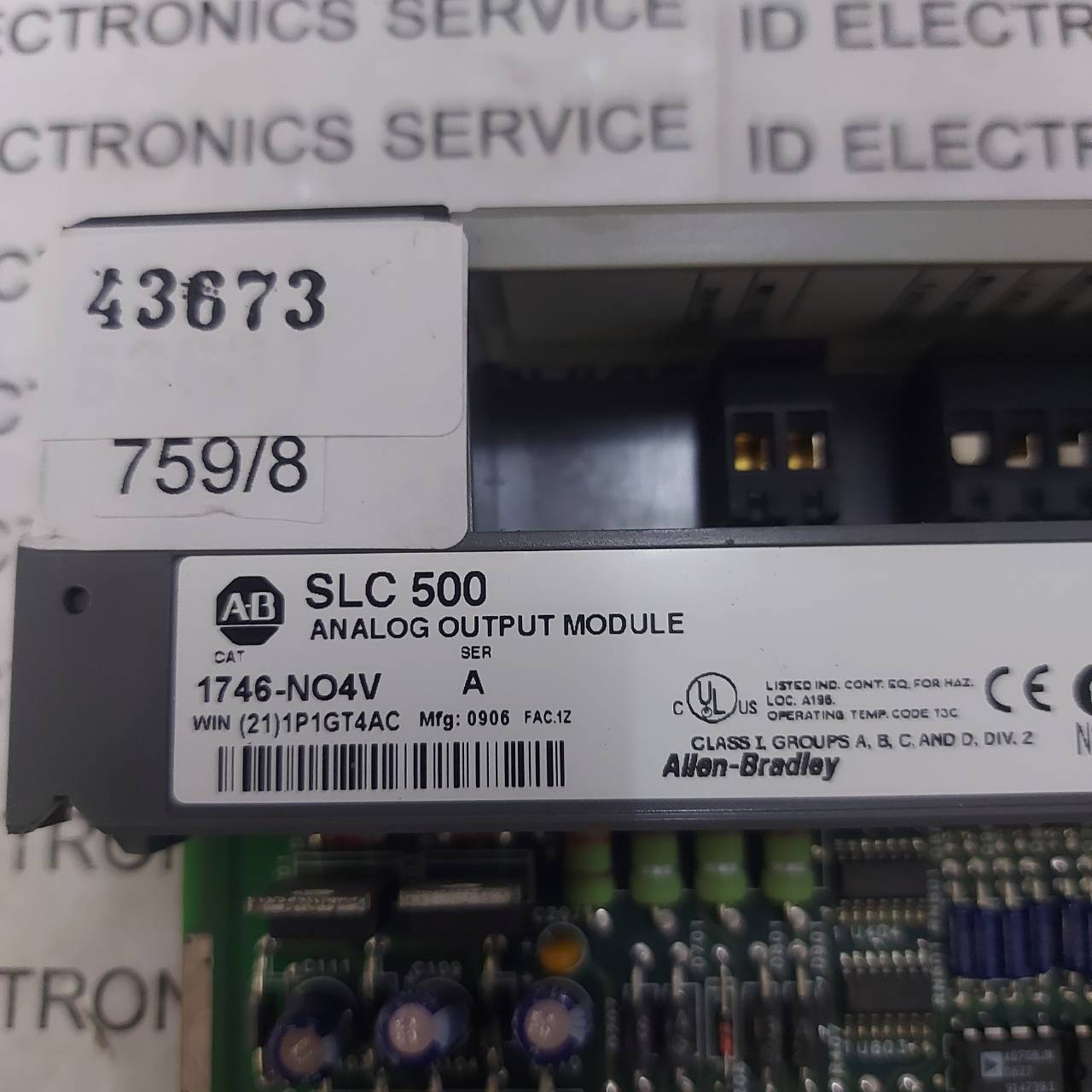 PLC " ALLEN-BRADLEY " MODEL : 1746-NO4V A