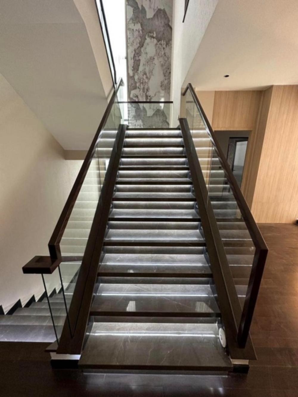 ให้เช่าบ้านเดียวThe Gentry Phatthanakan ** ราคาเพียง 380,000***(N.757)