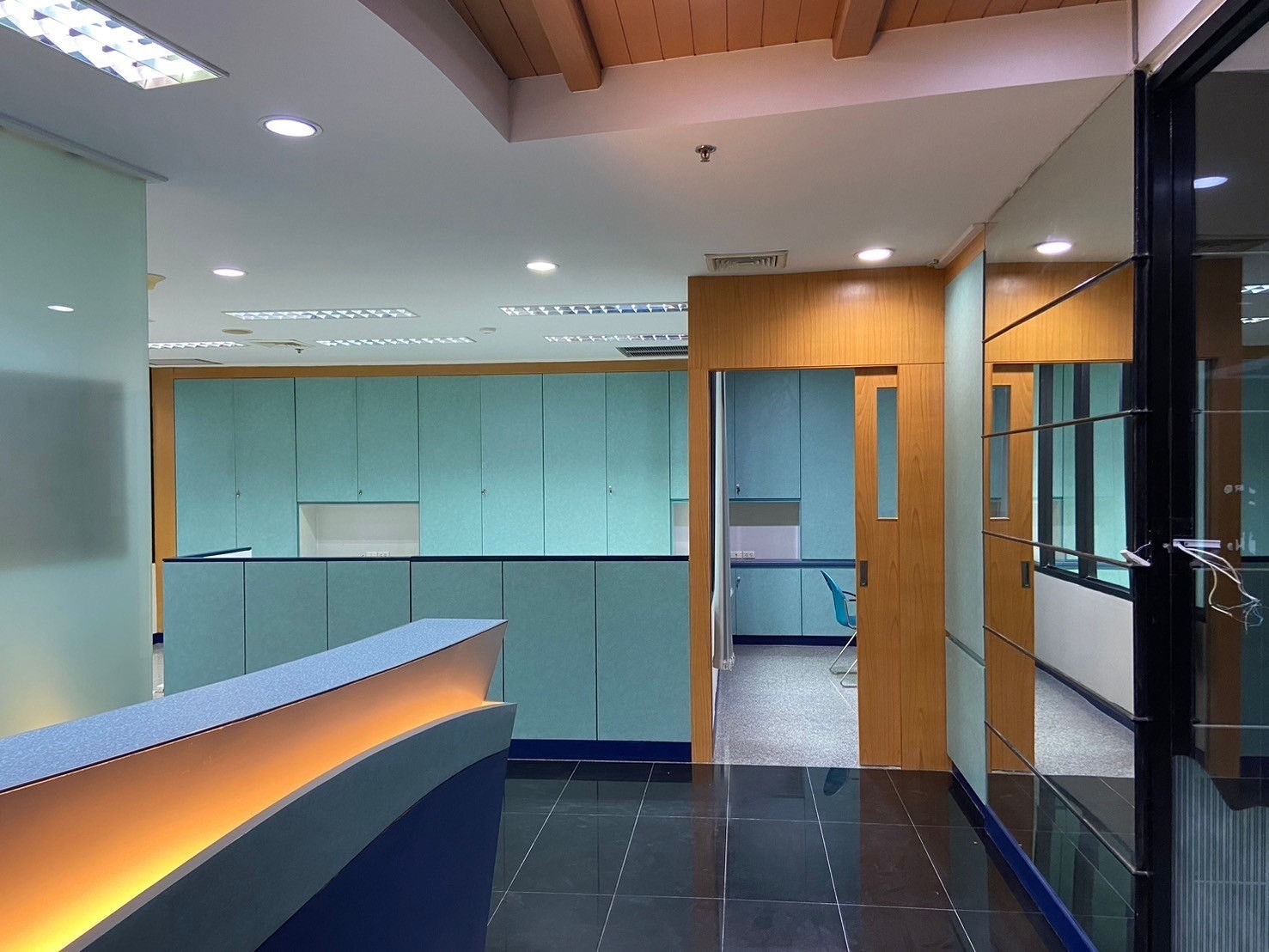 อาคารสำนักงานให้เช่า ถนนบางนา-ตราด กม.3 ใกล้ Central Bangna (Office for Rent Bangna-Trad Km.3)