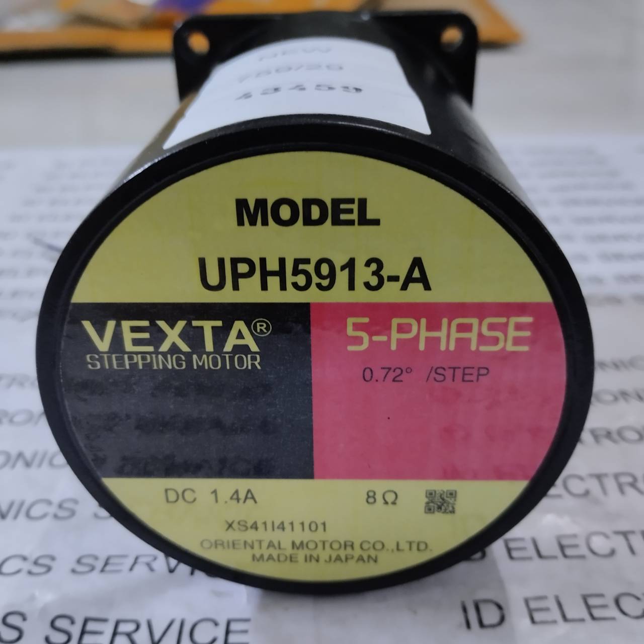 SERVO MOTOR " VEXTA " MODEL : UPH5913-A