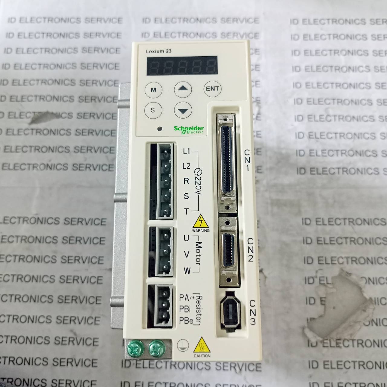 SERVO DRIVE " SCHNEIDER " MODEL : LXM23CU04M3X