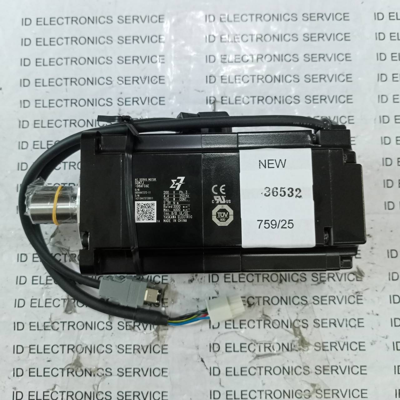 จำหน่าย SERVO MOTOR “YASKAWA” Model : SGM7J-08AFC6E