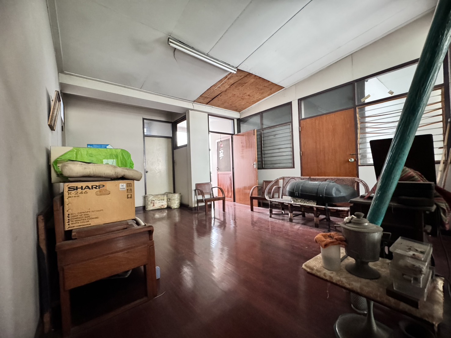 ให้เช่า บ้านเดี่ยว 2 ชั้น ซอยสีลม 14 ขนาด 98 ตารางวา บางรัก ใกล้ BTS สุรศักดิ์ (N.1484)