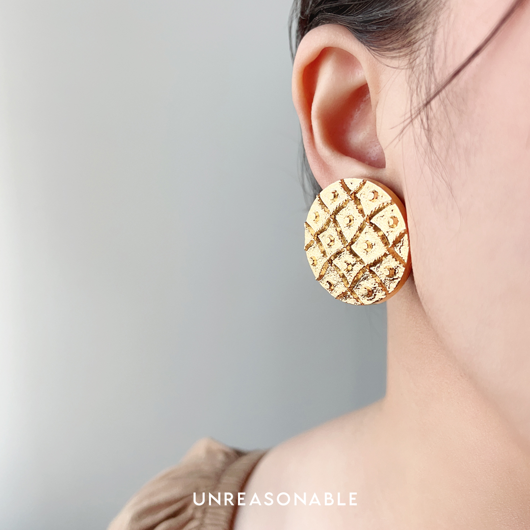 ต่างหู Golden Stud earrings ต่างหูคลิป ต่างหูก้านเงินแท้ UA0912-01 Unreasonable Accessories