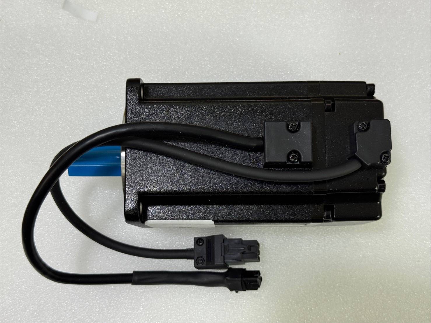 BCH0802O32A1C MOTOR "SCHNEIDER"