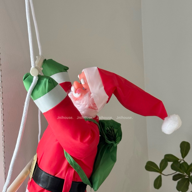 [พร้อมส่ง] Jnihouse : Climbing Santa ซานต้าตัวใหญ่ ซานต้าปีนเชือก