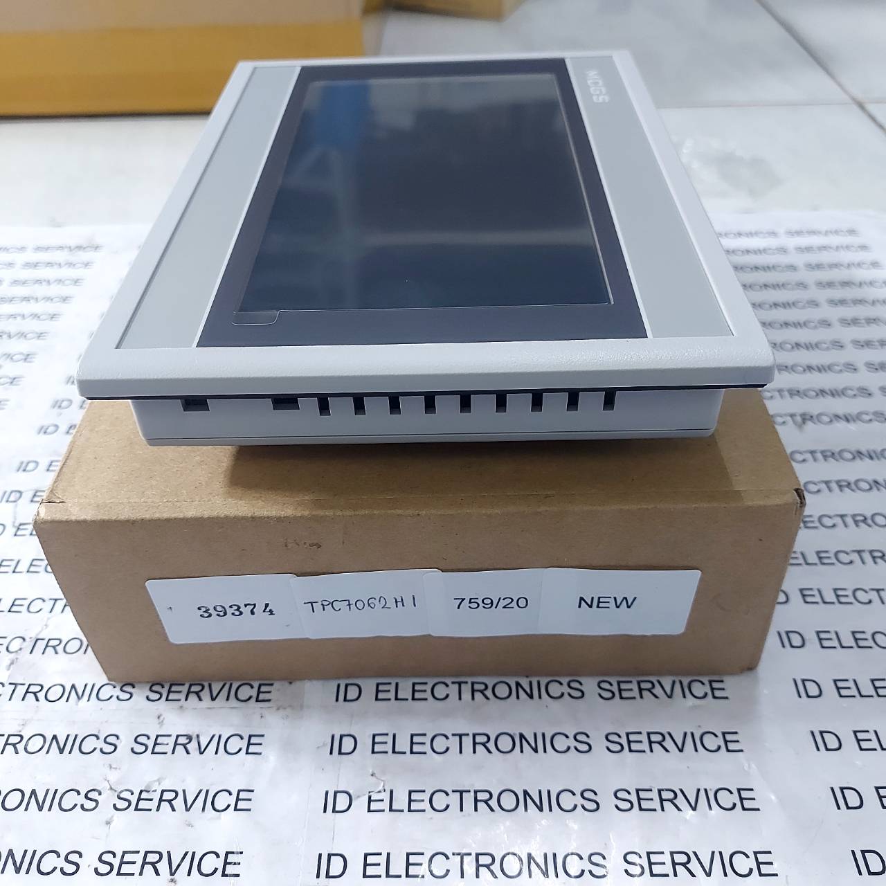 LCD TOUCH SCREEN " MCGSTPC " MODEL : TPC7062HI