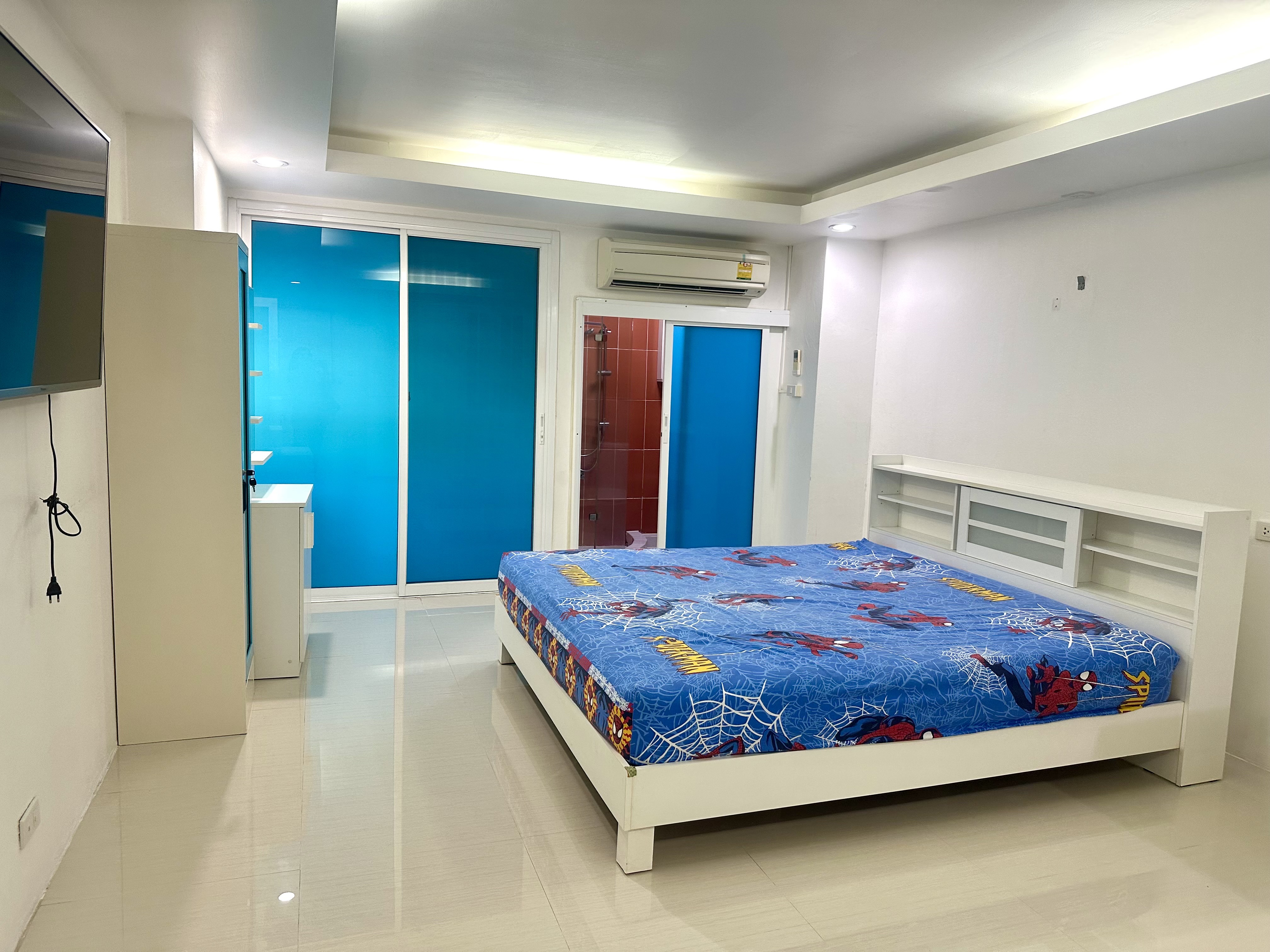 ขายคอนโด Royal Tower 3 (รอแยล ทาวเวอร์ 3) ซอย อินทามระ 25 ห้อง Studio ขนาด 30.88 ตร.ม. ชั้น 11 ระเบียงหัน ฝั่งตะวันออก วิว ถนนวิภาวดีรังสิต