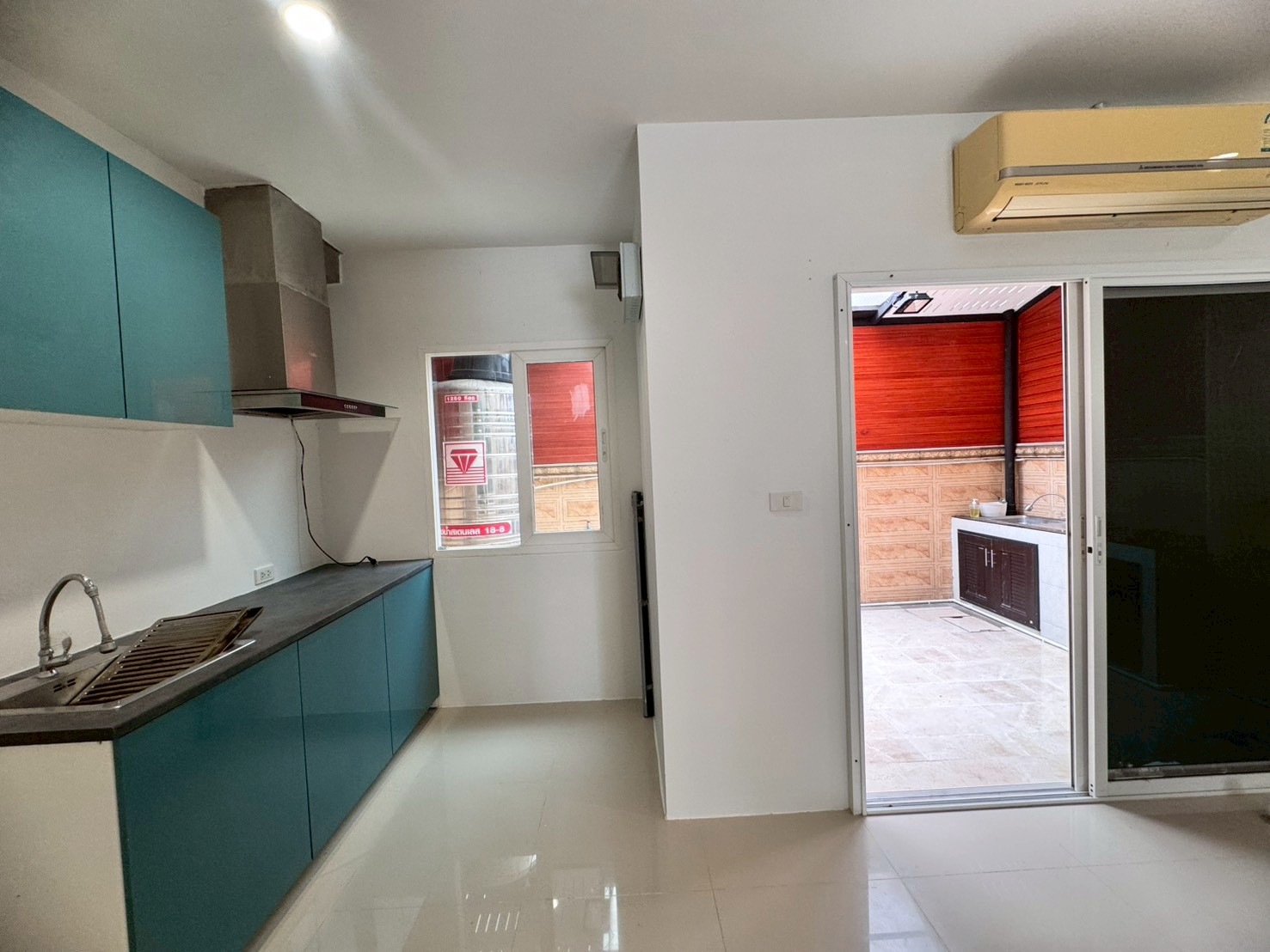 ขายทาวน์โฮม หมู่บ้านดิเอ็กซ์คลูซีฟ พัฒนาการ44 (The Exclusive-Pattanakarn44) ใกล้ APL หัวหมาก (N.1915)