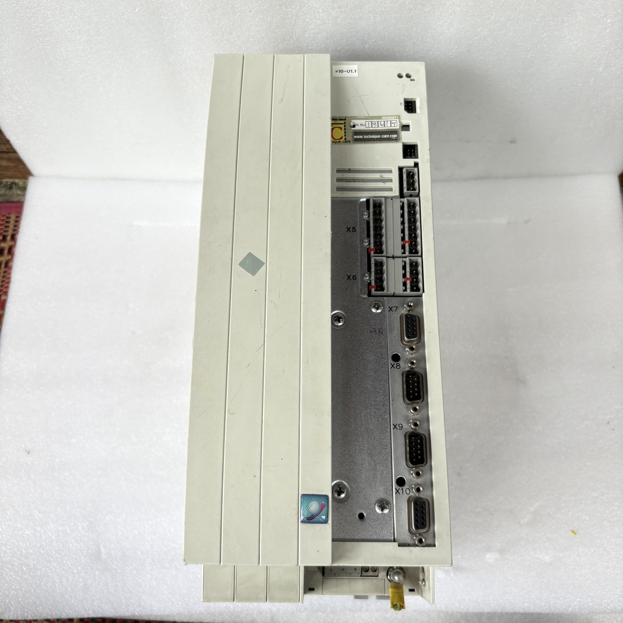 SERVO DRIVE " LENZE " MODEL : EVS9326-ES