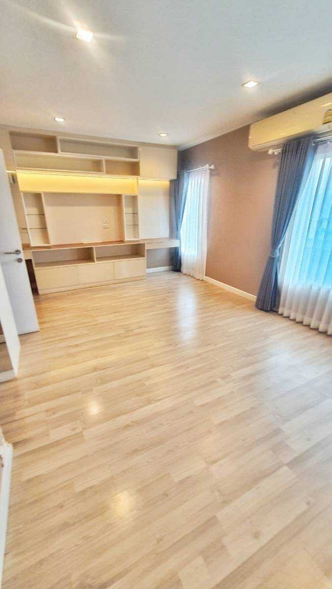 ให้เช่าบ้านเดี่ยวโครงการ เพอร์เฟค เพลส พระราม 9-กรุงเทพกรีฑา 2 ชั้น พร้อมเฟอร์ครบ (N.1447)