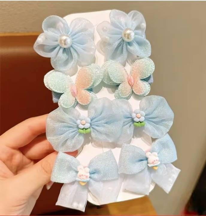 💗มาหยากิ๊ฟช้อป💗 กิ๊บติดผมเด็ก กิ๊บโบว์นารัก สีสันสดใส เหมาะสำหรับเด็กผู้หญิงน่ารักๆ ทั่วไป แพ็ค 1 มี 8 ชิ้น