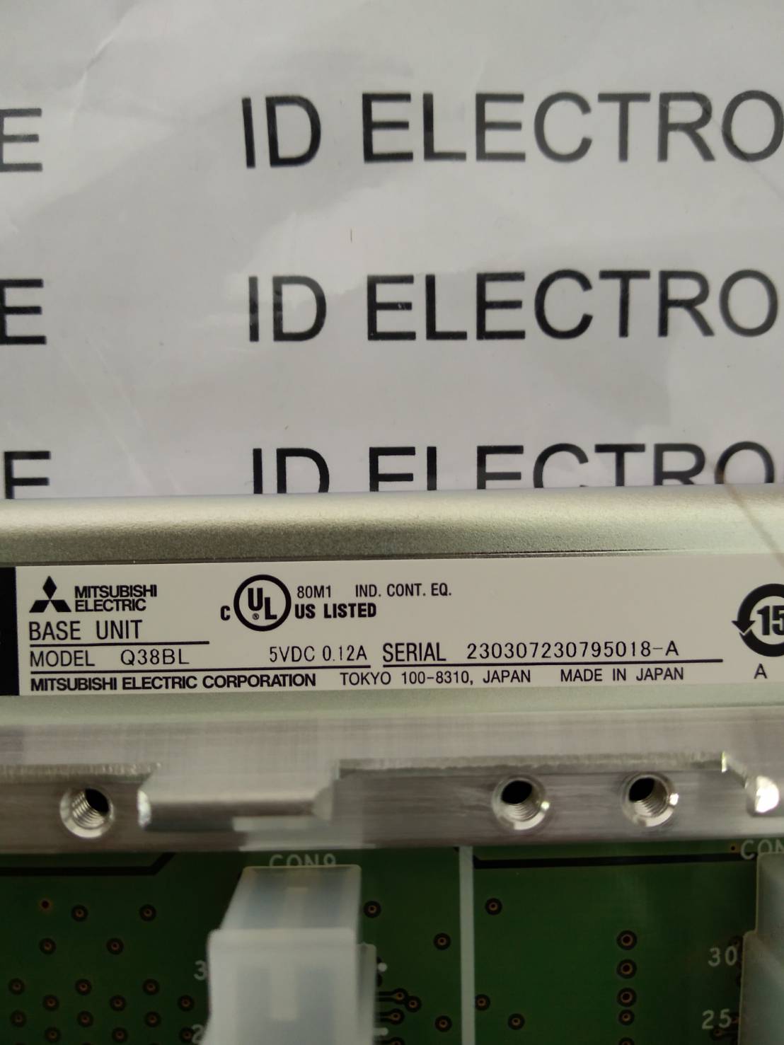 PLC " MITSUBISHI " MODEL : Q38BL