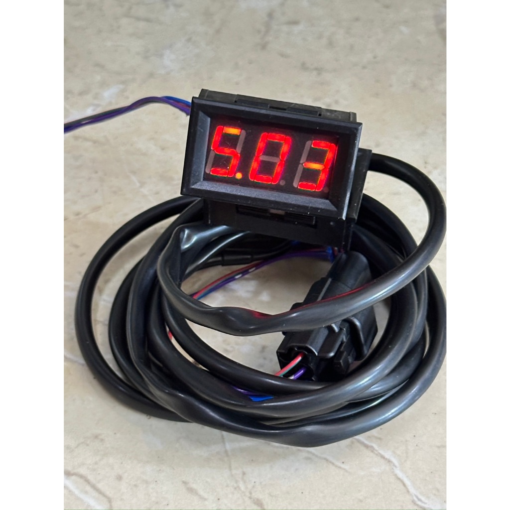 ชุดวัดแรงดันท้ายราง FRP ดีแม็ก | ปลั๊กแท้ ปี 2007–2020 | หน้าจอ 3 สี | มีของพร้อมส่ง