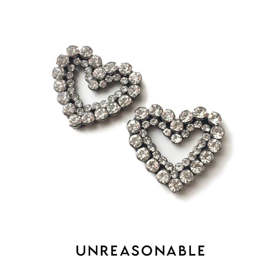 ต่างหูหัวใจ Crystal ต่างหูคลิป ต่างหูก้านเงินแท้ น้ำหนักเบา สวยใส่สบาย UA0711 Unreasonable Accessories