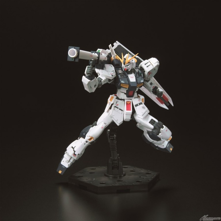 (RG) 1/144 NU GUNDAM