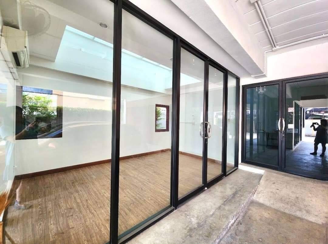 ขายอาคารสำนักงาน 5 ชั้น พร้อมผู้เช่า รัชดาภิเษก เหมาะสำหรับทำธุรกิจ (N.1314)