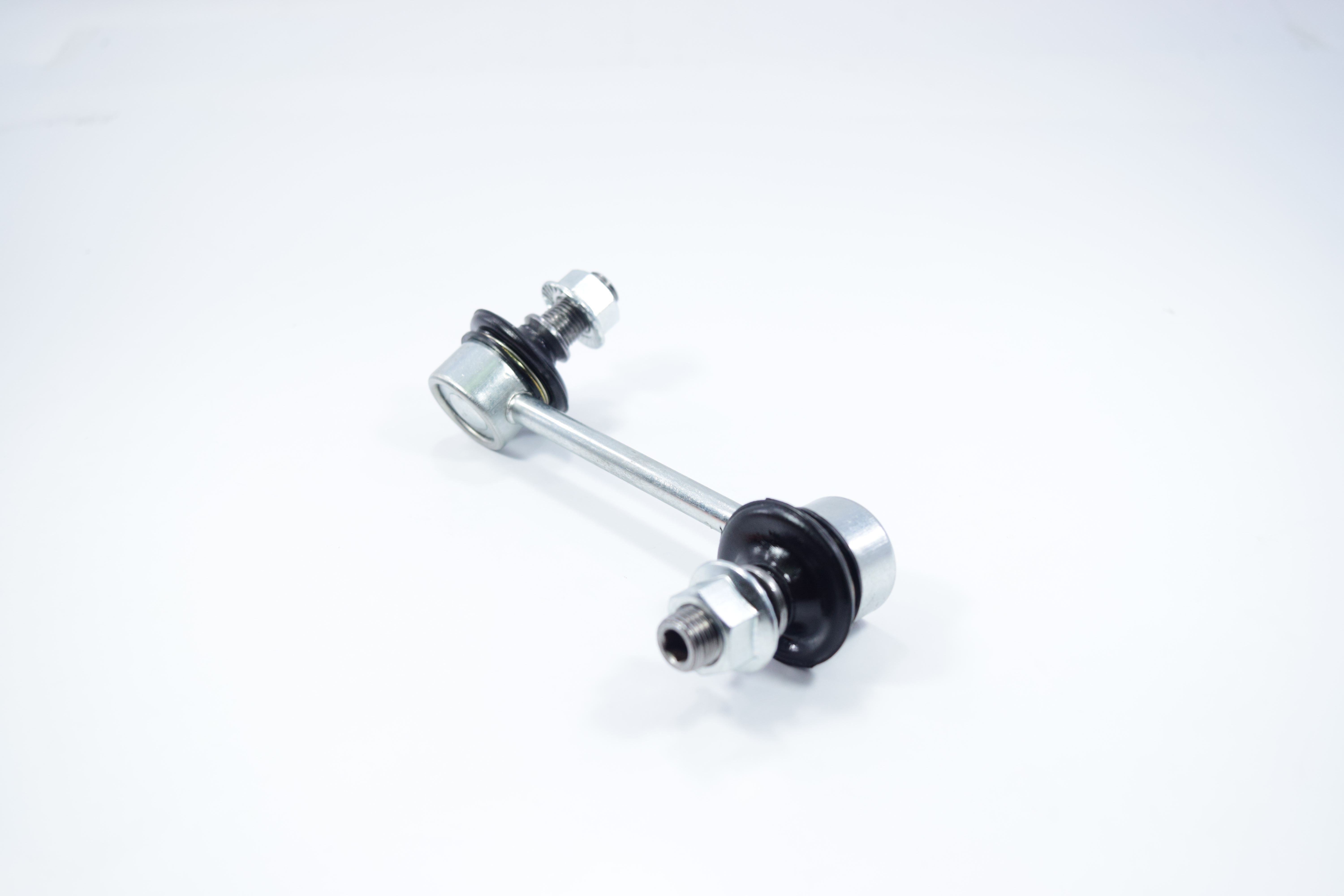 (ประกัน 6 เดือน) ลูกหมากกันโคลงหน้า TOYOTA CROWN GS13, JZS13, LS13, MS13, CROWN MAJESTA GS141, JZS141, JZS143, JZS145, LS141, โตโยต้า คราวน์ / ขนาด ยาว A 115 mm. / เกลียวเสื้อ B 12 mm. / ตัวเลขบอกทิศ C 14' R, 10' L / 3L-2900 / ยี่ห้อ 333 (1คู่ 2