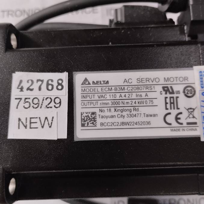 SERVO MOTOR " DELTA " MODEL : ECM-B3M-C20807RS1
