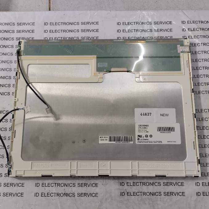 LCD PANEL " LG PHILIPS " MODEL : LB150X02(TL)(01)