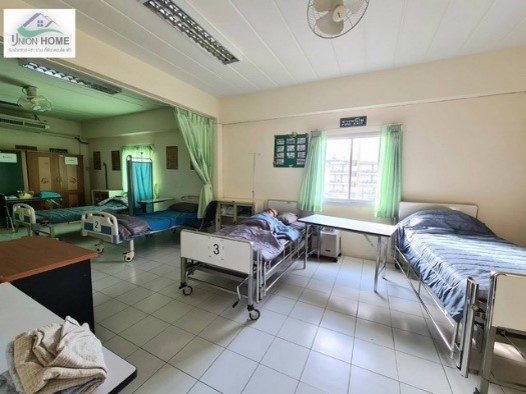 ขายตึกพานิชณ์ข้างโลตัสจันทบุรี (N.174)