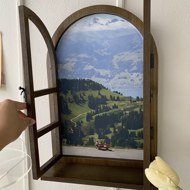 [พร้อมส่ง] Jnihouse : ภาพติดผนัง กรอบหน้าต่าง (เปิดได้)