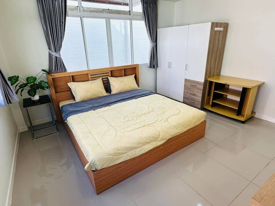 ให้เช่าบ้านเดี่ยว 4 ชั้น ถ.สุขุมวิท 31 เเยก 2 เขตวัฒนา ใกล้เอ็มโพเรียม (N.1516)