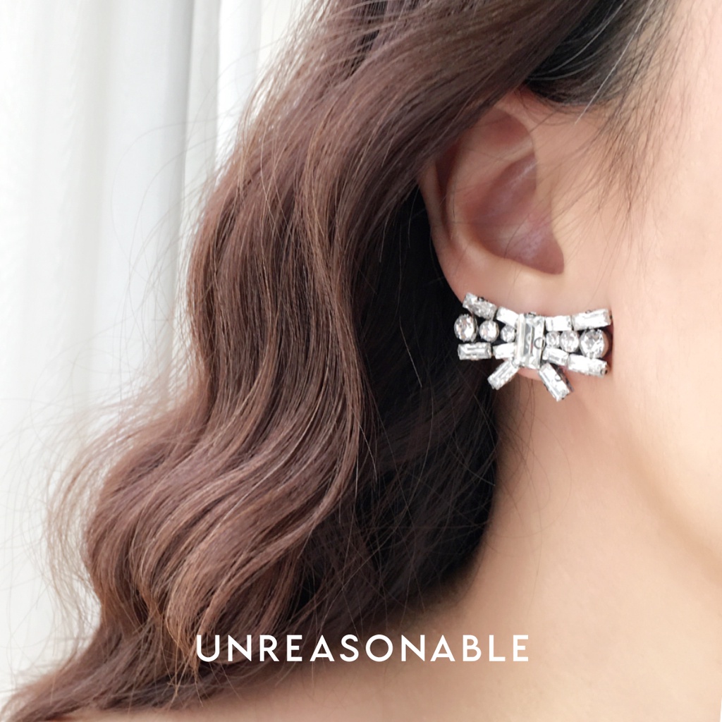 ต่างหูโบว์ Crystal ต่างหูคลิป ต่างหูก้านเงินแท้ น้ำหนักเบา สวยใส่สบาย UA0709-01 Unreasonable Accessories