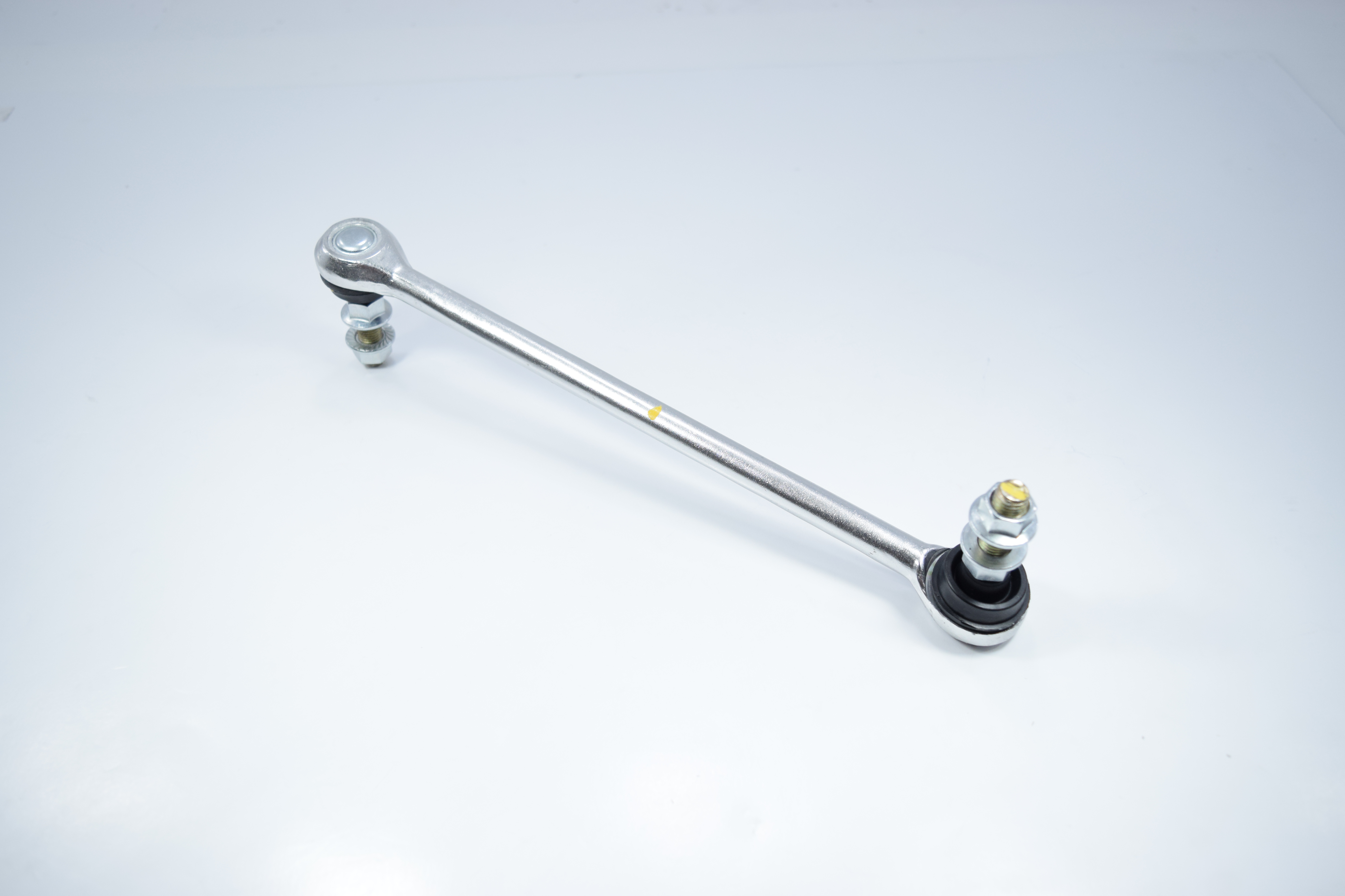 อลูมิเนียม ลูกหมากกันโคลงหน้า NISSAN TIIDA ปี 2004-On / MARCH ปี 2010-On / ALMERA เครื่อง 1.2 ปี 2003-2012 / CUBE ปี 2009-On / SYLPHY B17 ปี 2014-On / วัสดุ อลูมิเนียม นิสสัน มาร์ช อเมร่า คิวบ์ ซิลฟี่ / ขนาด ยาว A 258 mm. / เกลียวเสื้อ B 20 mm. / ตัวเลขบอ