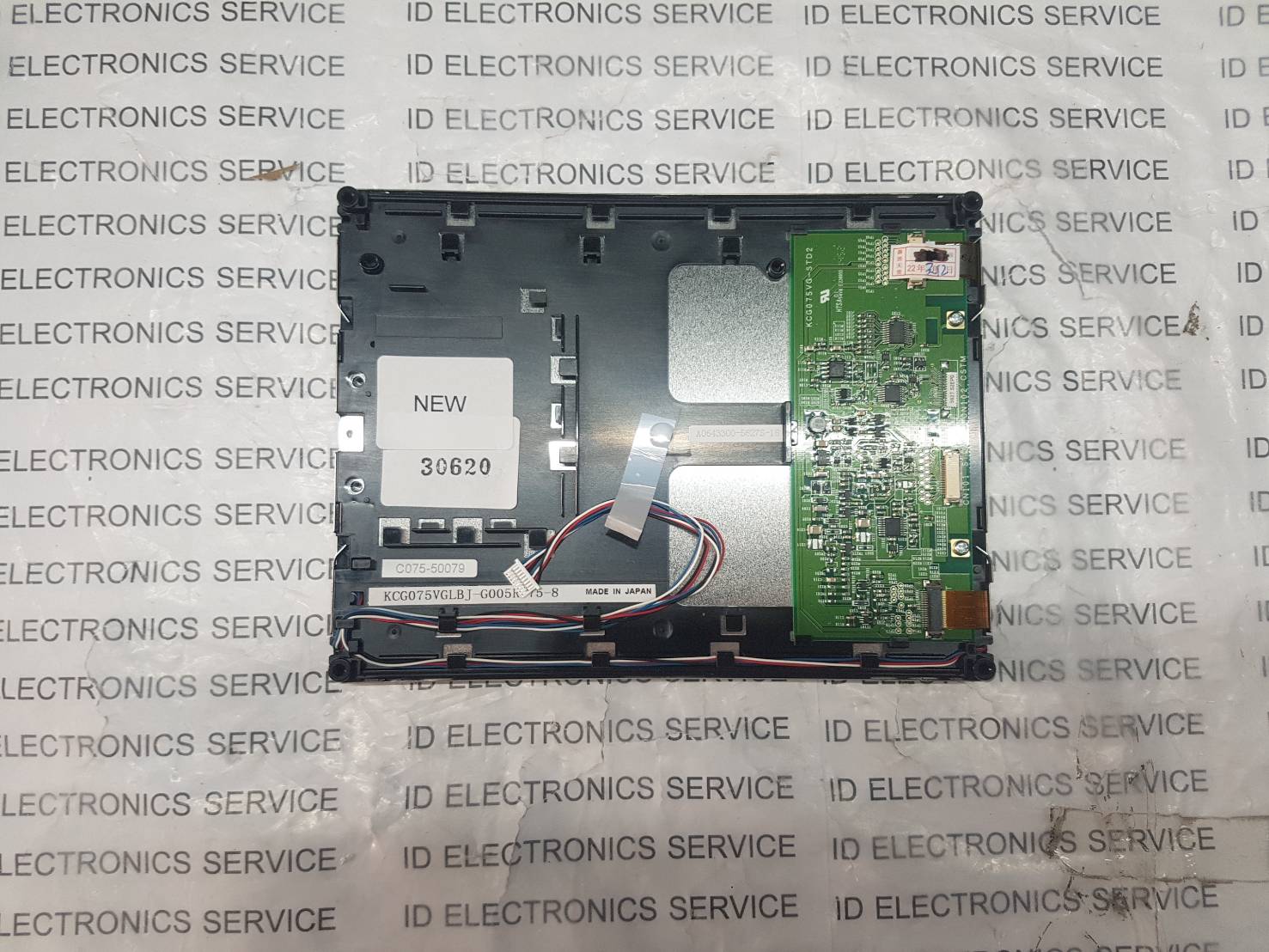 LCD PANEL " KYOCERA " MODEL : KCG075VGLBJ-G005R-75-8