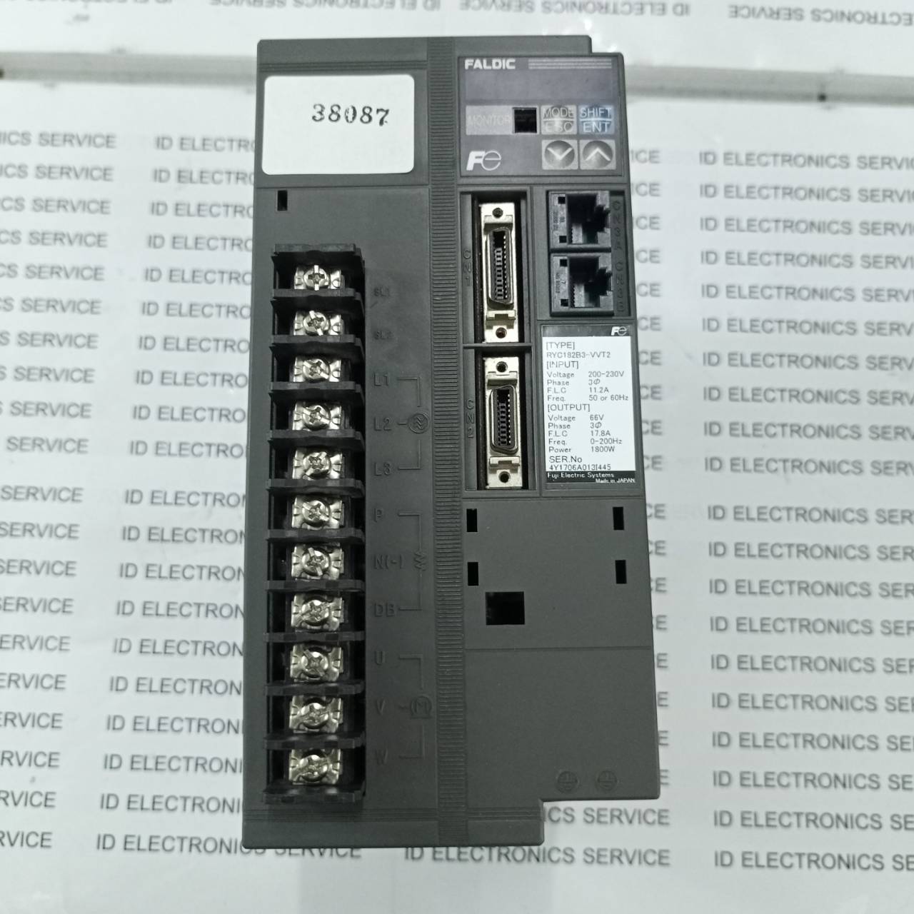 SERVO DRIVE " FUJI " MODEL : RYC182B3-VVT2