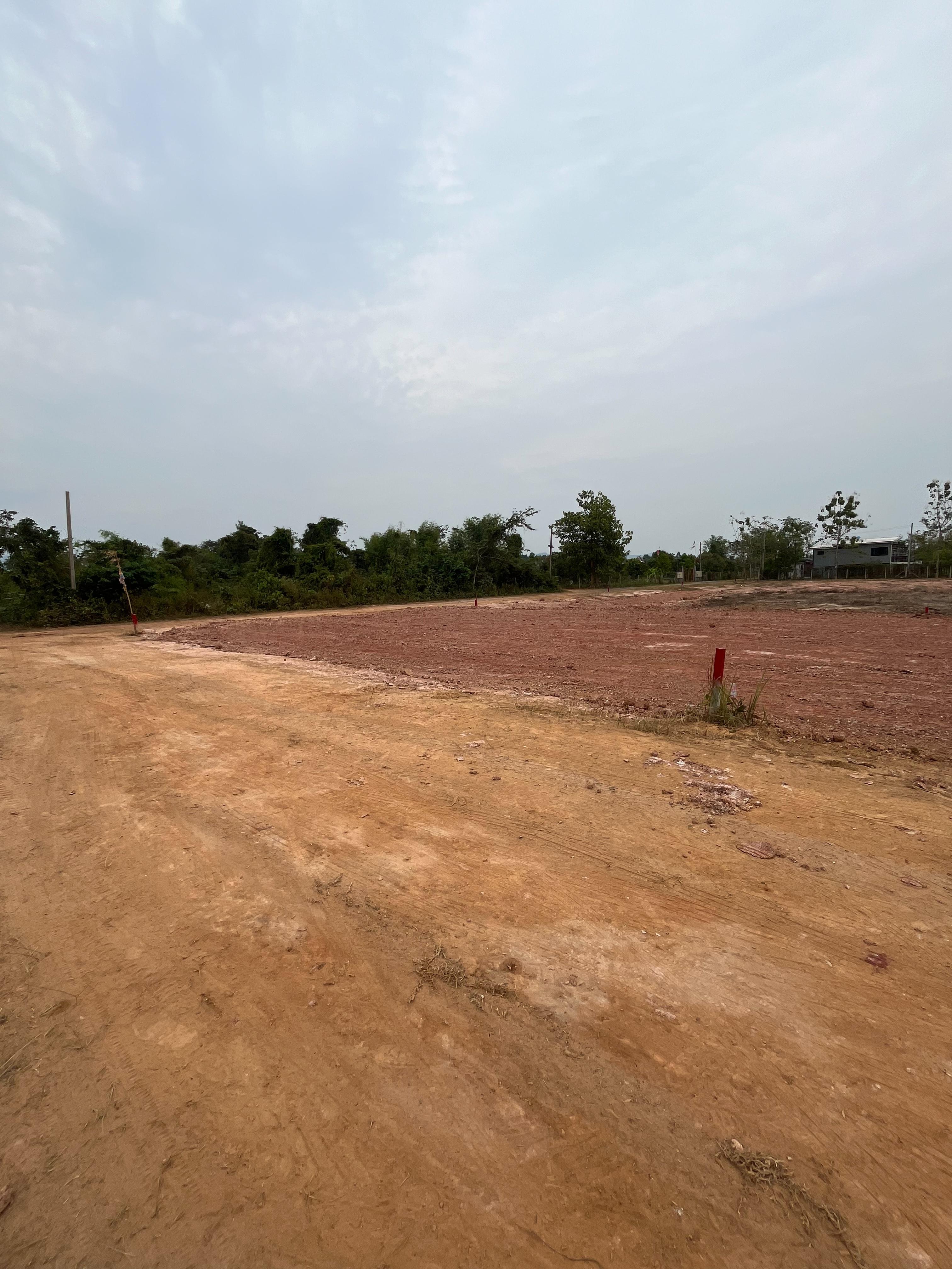 ที่ดินนครนายก วิวภูเขาสวยๆ เนื้อที่ 1-1-78 ไร่ ครุฑแดง อ.บ้านนา จ.นครนายก