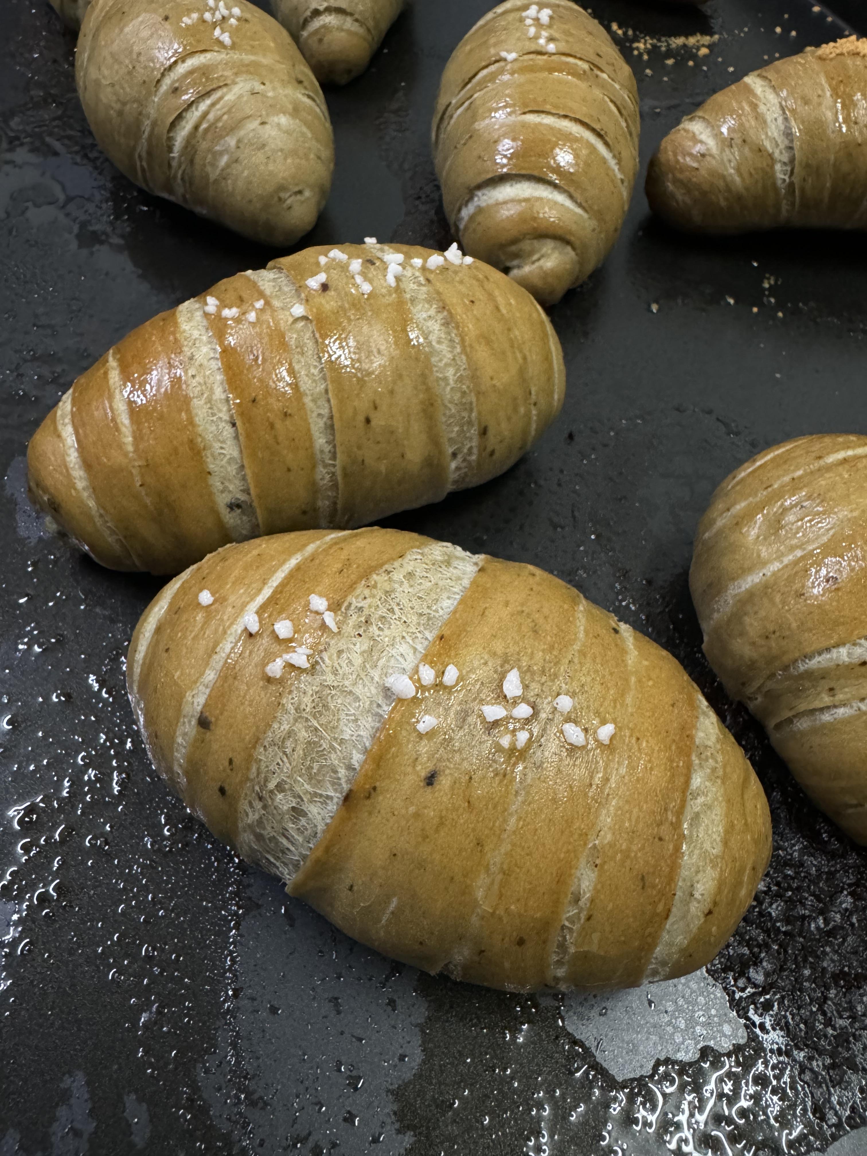 Hybrid Sourdough Shiopan - Truffle & Parmigiana (3 pcs)