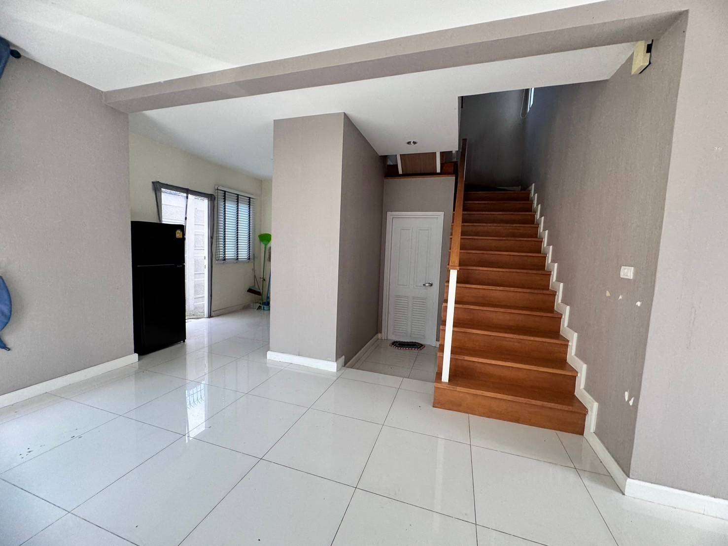 ขาย เช่า บ้านเดี่ยวหมู่บ้านเดอะแพลนท์รังสิต-คลอง3 หลังมุม เช่า 20,000 บาท อ.คลองหลวง ปทุมธานี ( N.1460 )