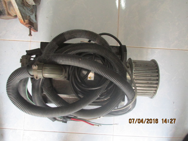 SERVO MOTOR " SANYO DENKI " MODEL : P60B22700SCS00