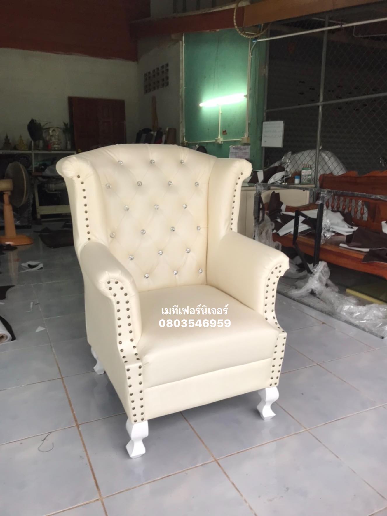 โซฟาเจ้าหญิงสีครีม หนังไหม สุดหรู 1 ที่นั่ง ไซส์มินิ สไตล์วินเทจ (สั้งครั้งละ1ตัว)