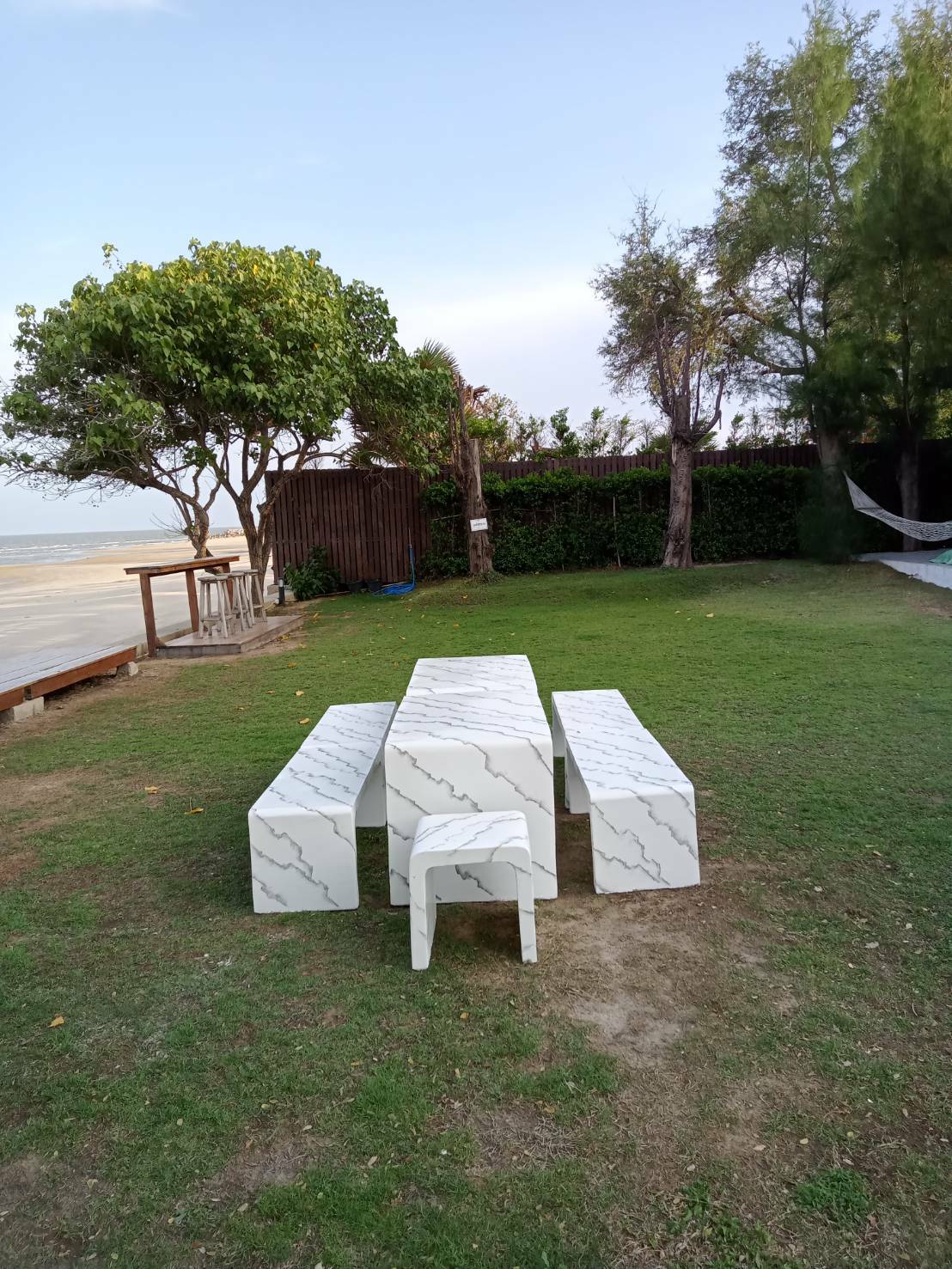 ชุดโต๊ะสนาม โต๊ะสนาม โต๊ะสนามกลางแจ้ง ชุดโต๊ะสนามกลางแจ้ง โต๊ะสนามใกล้ฉัน ขนาด 2 เมตร สวยแข็งแรงทนทาน