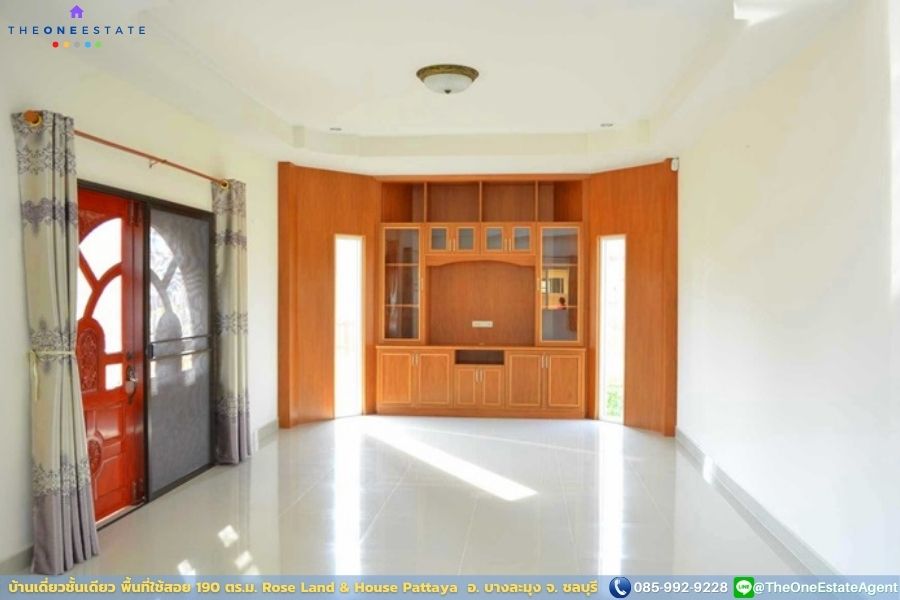 📣 บ้านเดี่ยวพัทยาหลังมุม Rose Land and House หน้าบ้านหันทางทิศใต้ลมเย็นตลอดปี บรรยากาศร่มรื่น เงียบสงบ ส่วนตัว เฟอร์นิเจอร์บิวท์อิน The Best ! | โทร. 085-992-9228