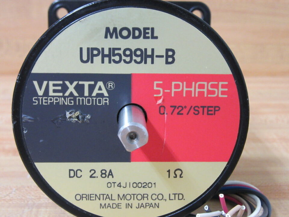 SERVO MOTOR " VEXTA " MOTOR : UPH599H-B