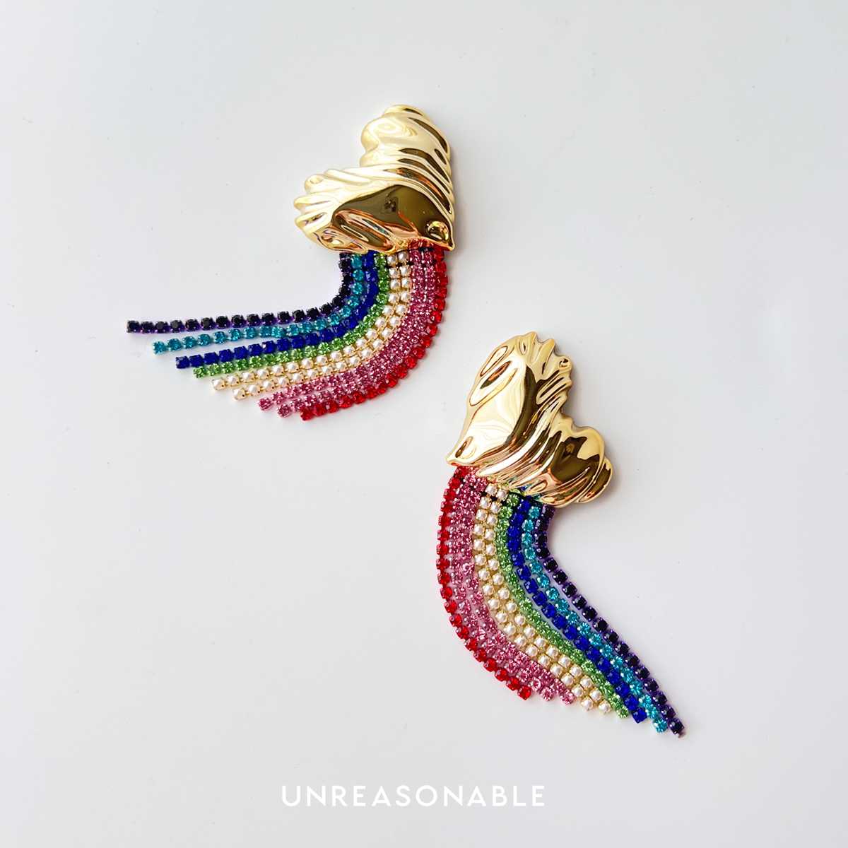 ต่างหูสีทอง Rainbow crystal ต่างหูคลิป ต่างหูก้านเงินแท้ UA1001-01 Unreasonable Accessories