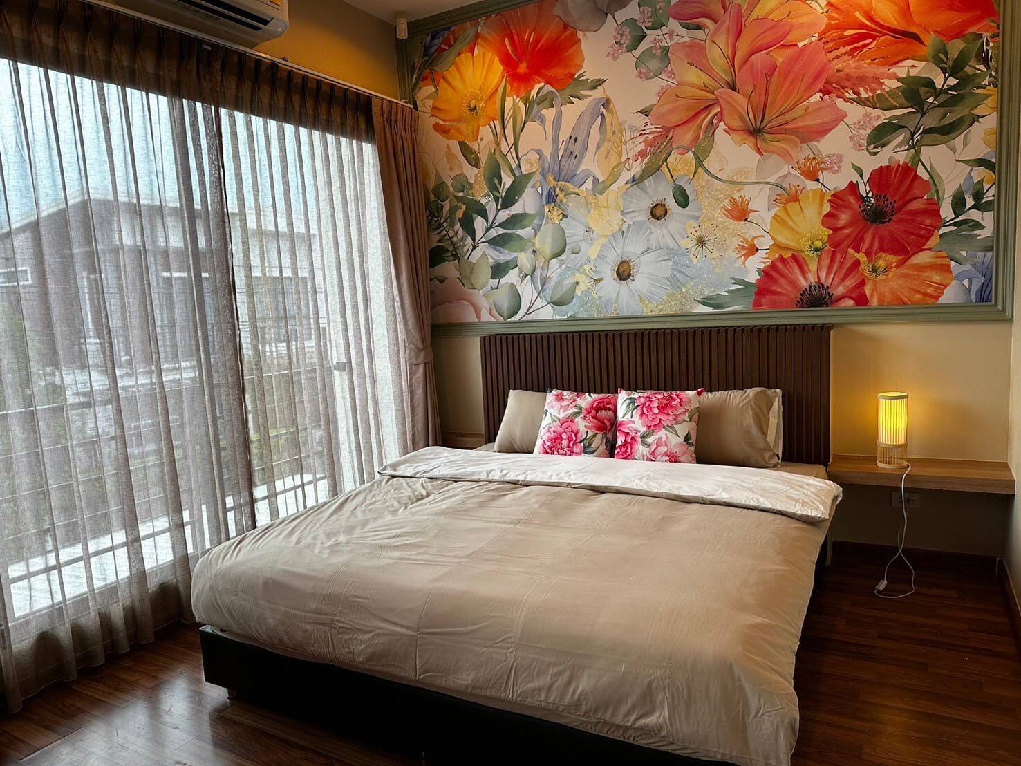 ให้เช่า บ้านเดี่ยว หมู่บ้าน WE/2 ซ.เฉลิมพระเกียรติ ร.9 ประเวศ รีโนเวทใหม่ทั้งหลัง (N.1570)