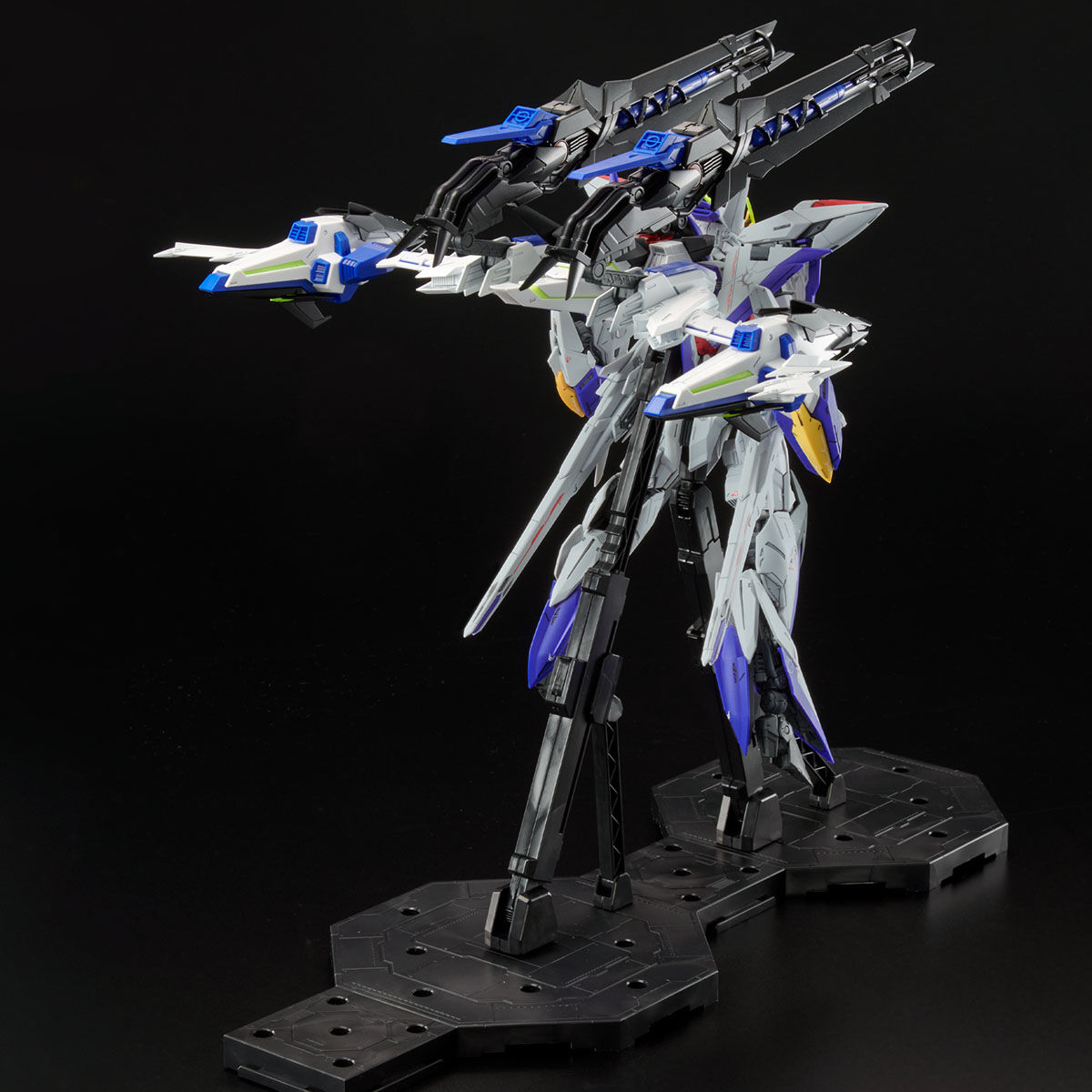 (MG) 1/100 ECLIPSE GUNDAM + RAIJIN STRIKER (Premium Bandai)