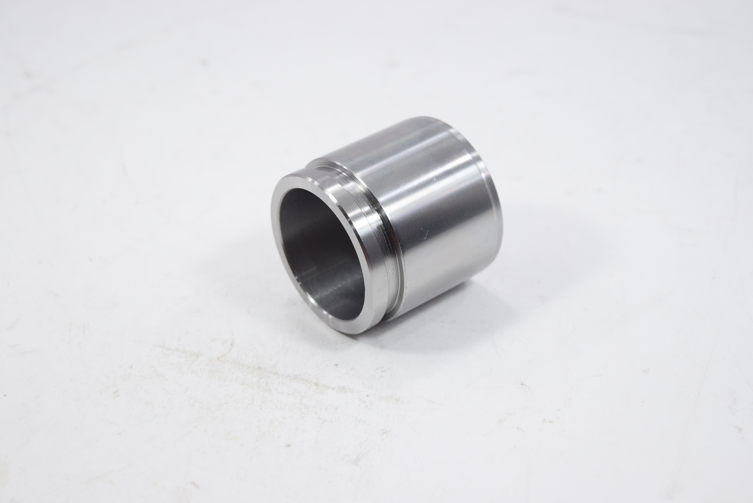 ลูกสูบดิสเบรค TOYOTA SOLUNA 1997 - 2002 โตโยต้า / 3PD-2940 / 47731 - 16020 / ขนาด วงนอก 48.00 / สูง 45.00 (จำนวน 1 ชิ้น) (CALIPER PISTON)